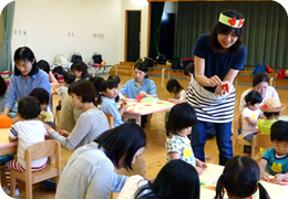 あそびっこ(親子教室)の写真