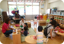 ちびっこあつまれの写真